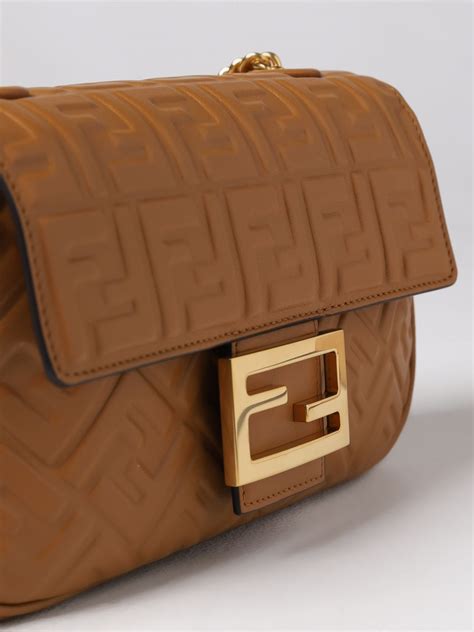 borsa baguette fendi|fendi baguette monogram.